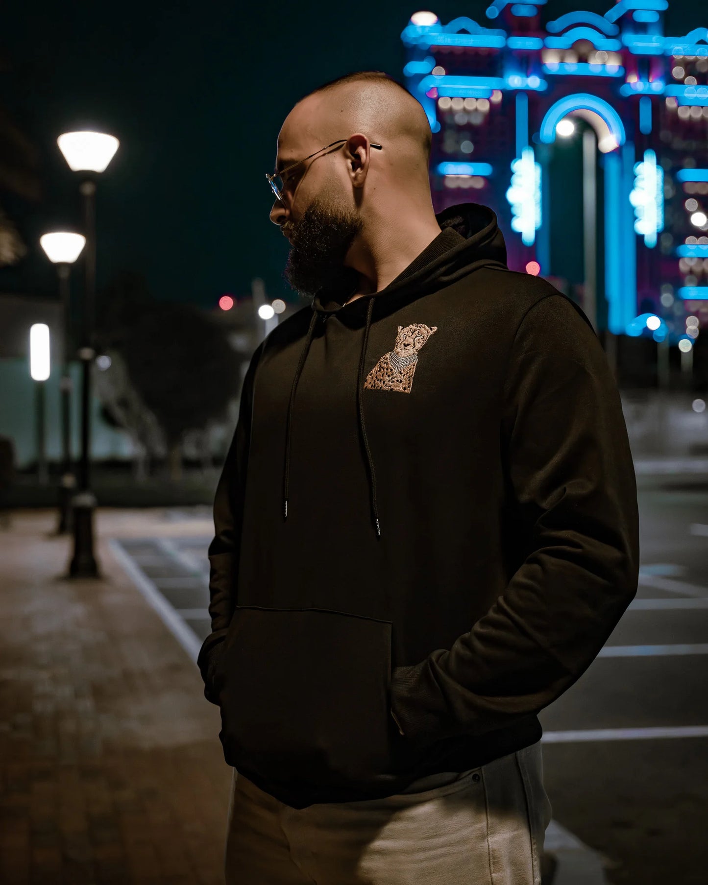 Mn Nur Luxe Hoodie – Desert Cheetah Edition