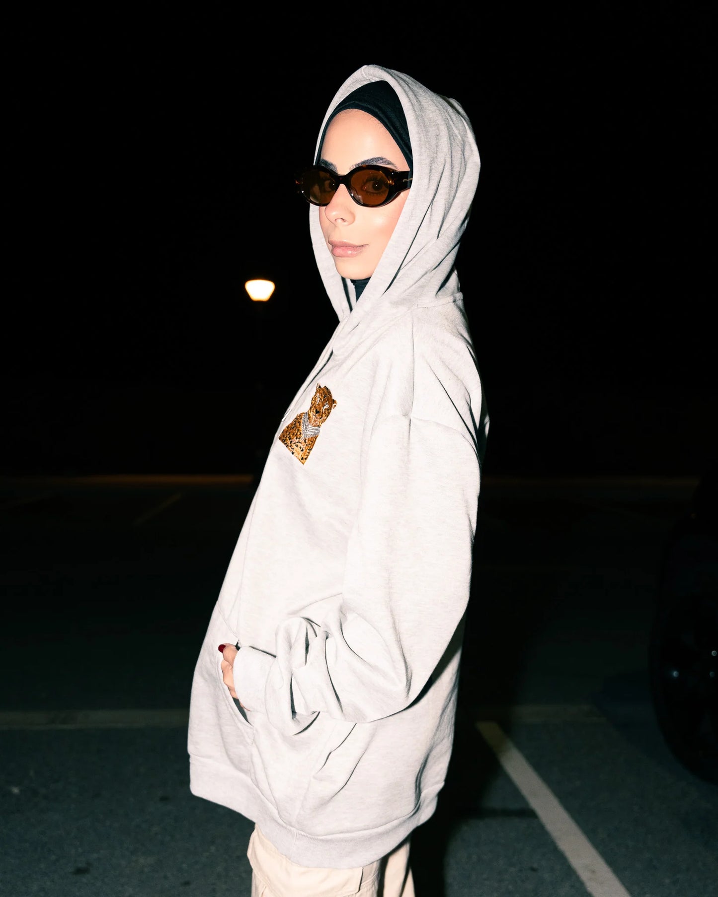 Mn Nur Luxe Hoodie – Desert Cheetah Edition