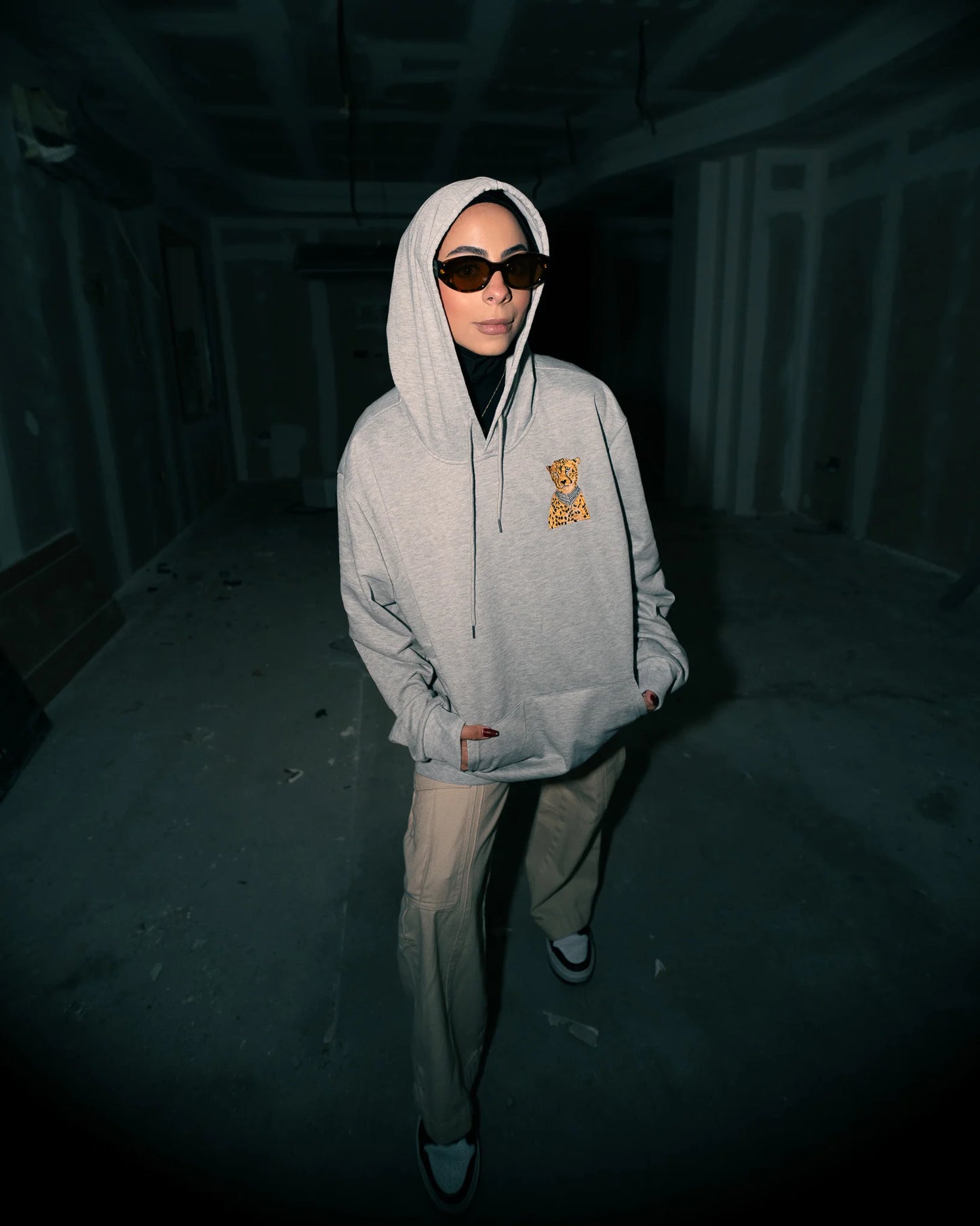 Mn Nur Luxe Hoodie – Desert Cheetah Edition
