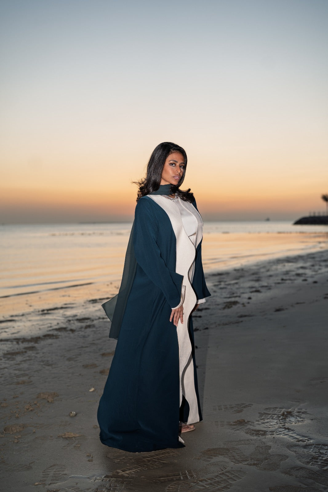 Mawj Abaya - عباية موج