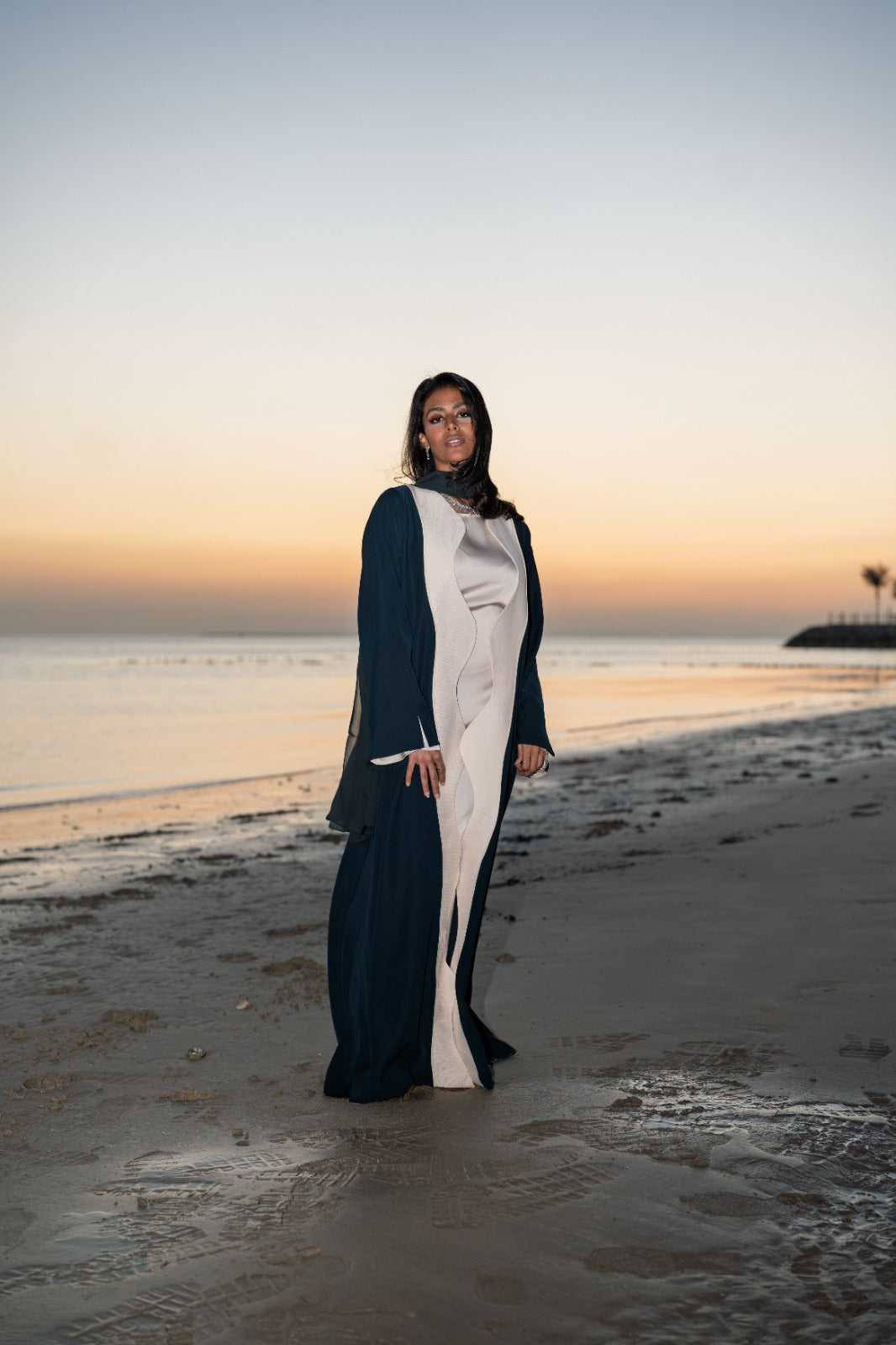 Mawj Abaya - عباية موج